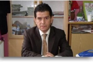 &Ouml;ğretmen '&Ccedil;ok borcum var' notu bırakıp intihar etti