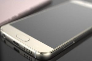 Galaxy S7, Xperia Z5 arasında b&uuml;y&uuml;k rekabet!