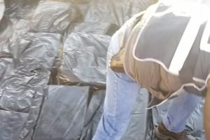 &Ccedil;orum'da 100 bin paket ka&ccedil;ak sigara ele ge&ccedil;irildi