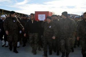Cizre'de şehit olan polise uğurlama t&ouml;reni