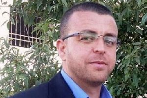 İsrail a&ccedil;lık grevindeki gazeteciyi zorla besledi