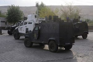Emniyet M&uuml;d&uuml;rl&uuml;ğ&uuml; binasına saldırı!
