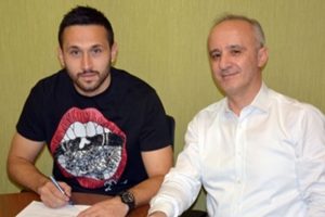 Konyaspor'da iki imza birden