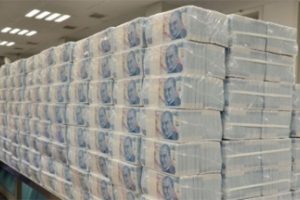 Hazine nakit dengesi 3.3 milyar fazla verdi