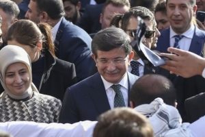 Davutoğlu o gezide &ccedil;elik yelek mi giydi?