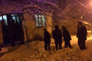 Rahatsızlanan vatandaşa ulaşmak i&ccedil;in ekipler seferber oldu