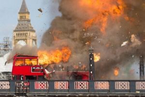 Londra'da korkutan patlama