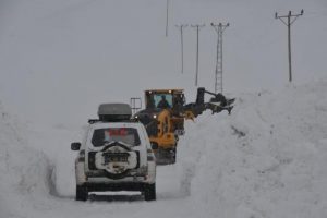 Y&uuml;ksekova'da hasta kurtarma operasyonu