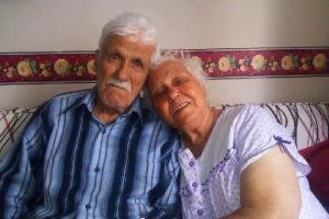 70 yıllık evli &ccedil;ift 6 g&uuml;n arayla hayatını kaybetti