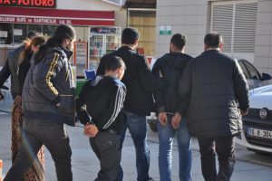 Bursa polisinden daha fazla ka&ccedil;amadı!