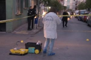 İstanbul'da kıraathaneye silahlı saldırı: 1 &ouml;l&uuml;