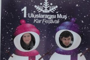 Muş'ta kar festivalinde doyasıya eğlence