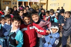 Silopi'de &ouml;ğrencilerin okul sevinci