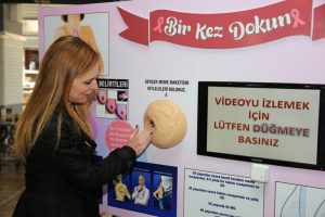 Bursa Nil&uuml;fer'de kadınlar kendi muayenelerini kendileri yapacak
