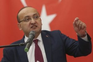 Akdoğan: T&uuml;rkiye enayi mi? D&uuml;nyanın akıllısı sizsiniz