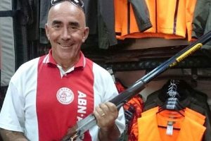 Bursa'da cesedi bulunan emekli emniyet m&uuml;d&uuml;r&uuml; toprağa verildi