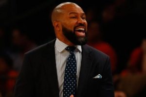 Derek Fischer, New York Knicks'ten kovuldu!