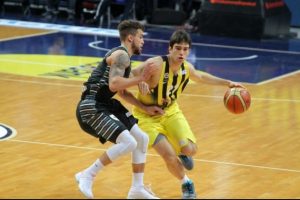 Derbide Fenerbah&ccedil;e farkı