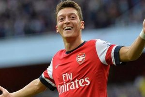 &Ouml;zil'den &ouml;vg&uuml; dolu s&ouml;zler