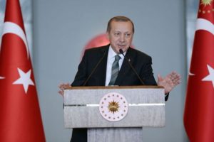 Cumhurbaşkanı'ndan sigaraya Ziya Paşalı savaş!