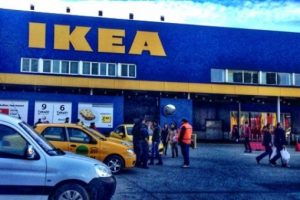 İKEA mağazasında b&uuml;y&uuml;k panik