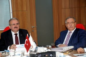 Bursa&nbsp;Valisi M&uuml;nir Karaloğlu BEBKA toplantısında konuştu