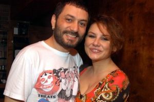 H&uuml;sn&uuml; Şenlendirici'den Deniz Seki'ye yanıt