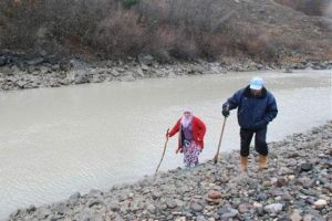 Kayıp torunlarını 43 g&uuml;nd&uuml;r arıyorlar