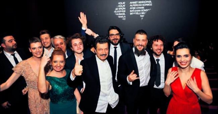 Sosyal medya aşkları film oldu...