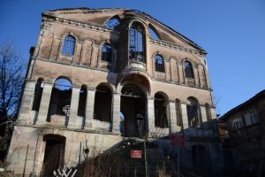 Bursa'da tarihi kilise definecilerin hedefinde!