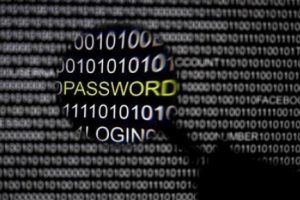 FBI, 2 aydır San Bernardino saldırganının telefonunu kıramadı