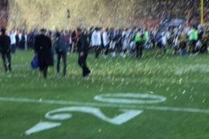 Tim Cook başını ağrıtan o fotoğrafı kaldırdı