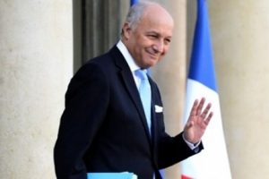 Fransa Dışişleri Bakanı Fabius istifa etti