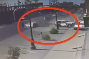 &Ccedil;ocuk ara&ccedil;tan b&ouml;yle fırladı