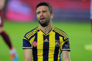 G&ouml;n&uuml;l's&uuml;z Fener kan kaybediyor!