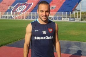 Belluschi'den kupayı getiren s&uuml;per gol...