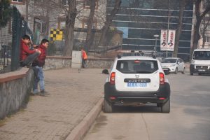 Bursa'da &ouml;ğrencilere polis koruması!