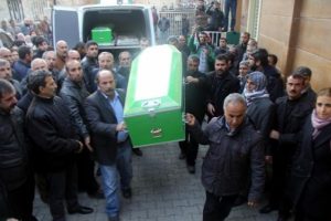 Cizre'de operasyonda &ouml;len 2 kişinin cenazesi teslim edildi