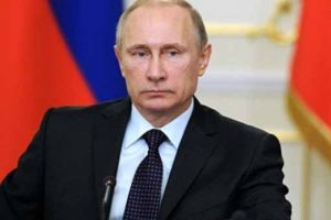 Putin, 10 generali g&ouml;revinden aldı