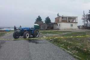 Karkamış'ta trakt&ouml;rle tarlaya giden &ccedil;ift &ouml;ld&uuml;r&uuml;ld&uuml;
