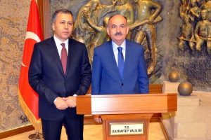 Sağlık Bakanı M&uuml;ezzinoğlu Gaziantep'te