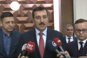 Bakan B&uuml;lent T&uuml;fenkci Yeni Akit gazetesini ziyaret etti