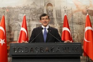 Başbakan Ahmet Davutoğlu, RT&Uuml;K &uuml;yeleriyle g&ouml;r&uuml;şt&uuml;