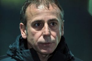 Abdullah Avcı, ma&ccedil; saatlerinden yakındı