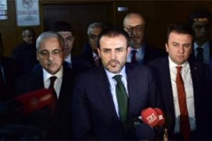 Bakan &Uuml;nal, Yeni Şafak ve Yeni Akit Gazetesine yapılan saldırıyı kınadı