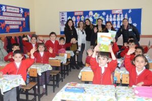'Şahinkaya Aile Meclisi' &ccedil;ocukları sevindirdi