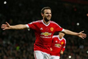 Manchester United yıllık 500 milyon Pound(2.2 milyar TL)kazan&ccedil; elde edecek
