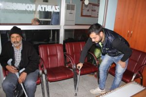 Engelli numarası yapan dilenciler sağlam &ccedil;ıktı