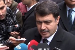 Vali Şahin'den &ccedil;&ouml;ken binayla ilgili a&ccedil;ıklama