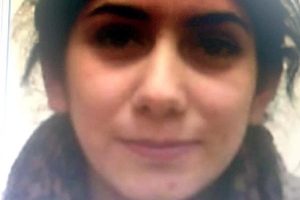 Anne, &uuml;niversiteli kızını &ouml;ld&uuml;r&uuml;p intihar etti